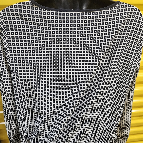 MICHAEL KORS LONG SLEEVES TOP - Picture 2 of 8